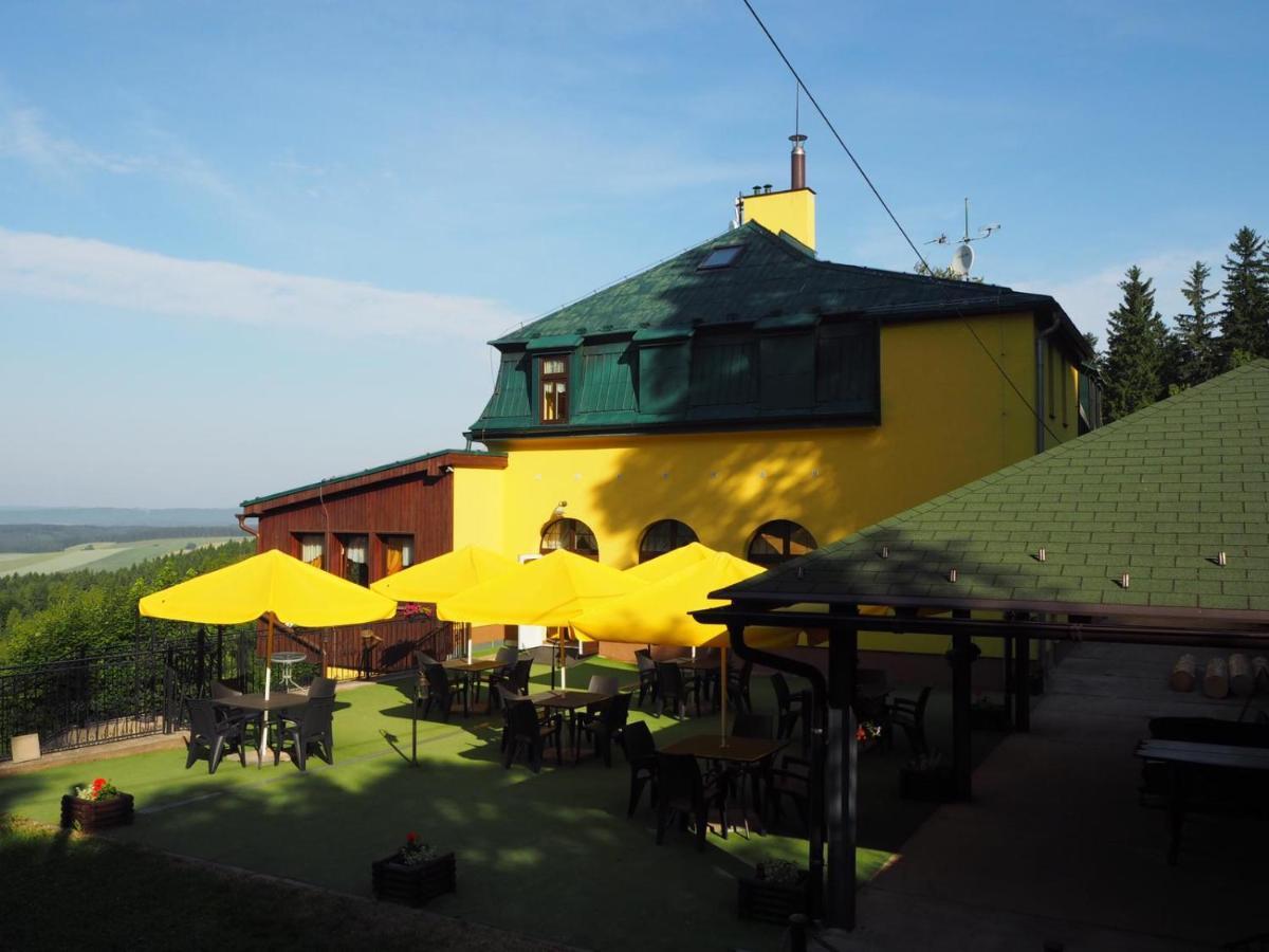 Penzion Vyhlídka Janovičky Broumov Exterior foto