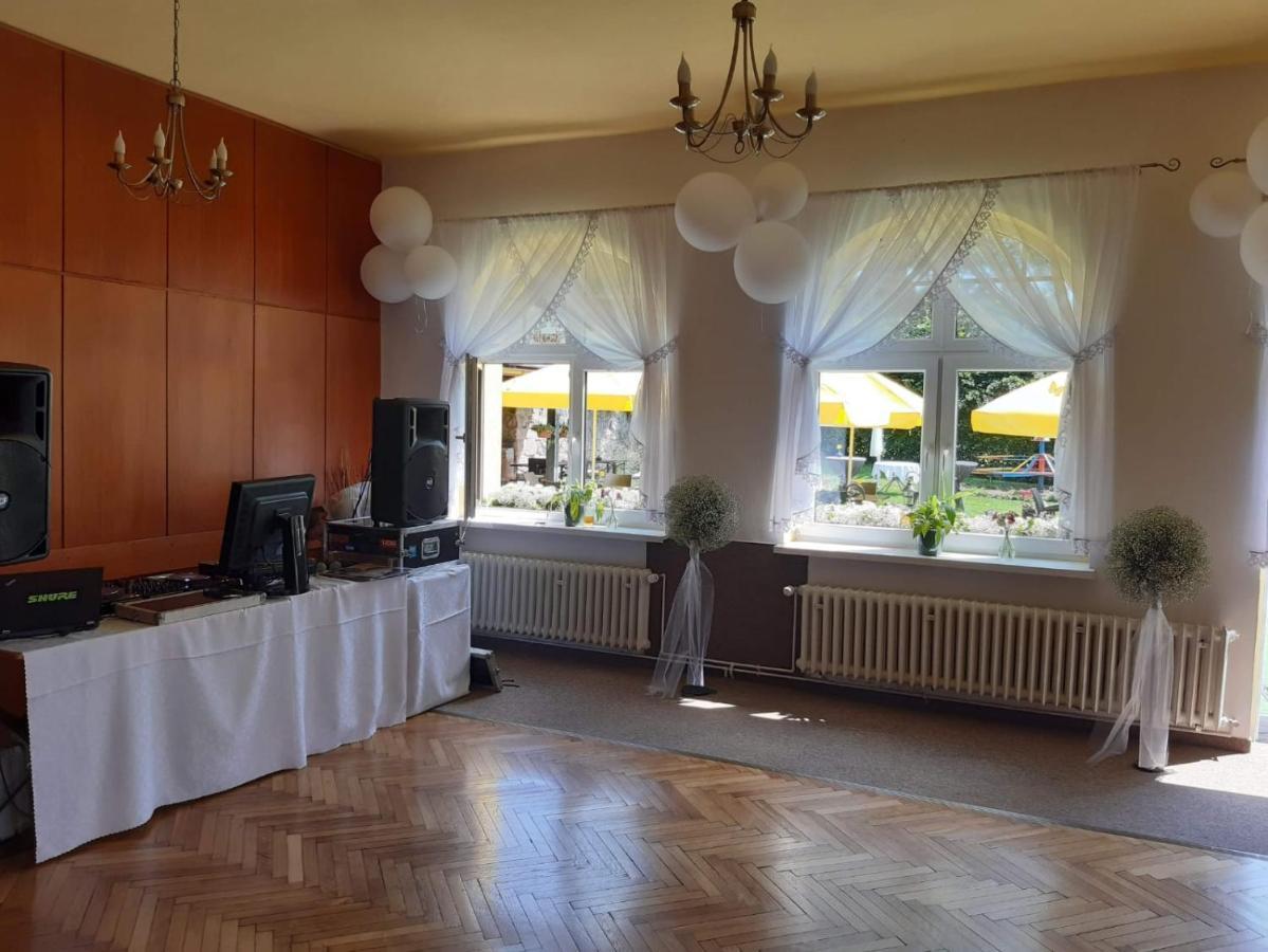 Penzion Vyhlídka Janovičky Broumov Exterior foto