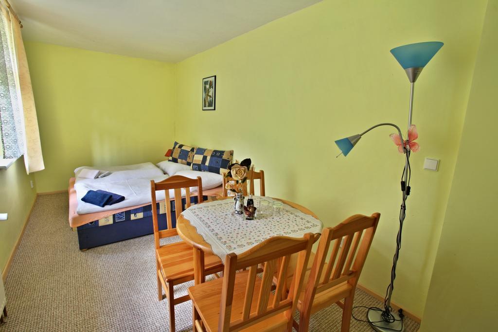 Penzion Vyhlídka Janovičky Broumov Exterior foto