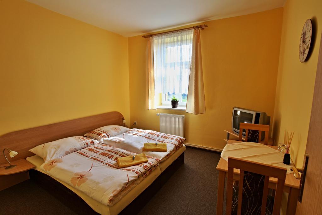 Penzion Vyhlídka Janovičky Broumov Exterior foto